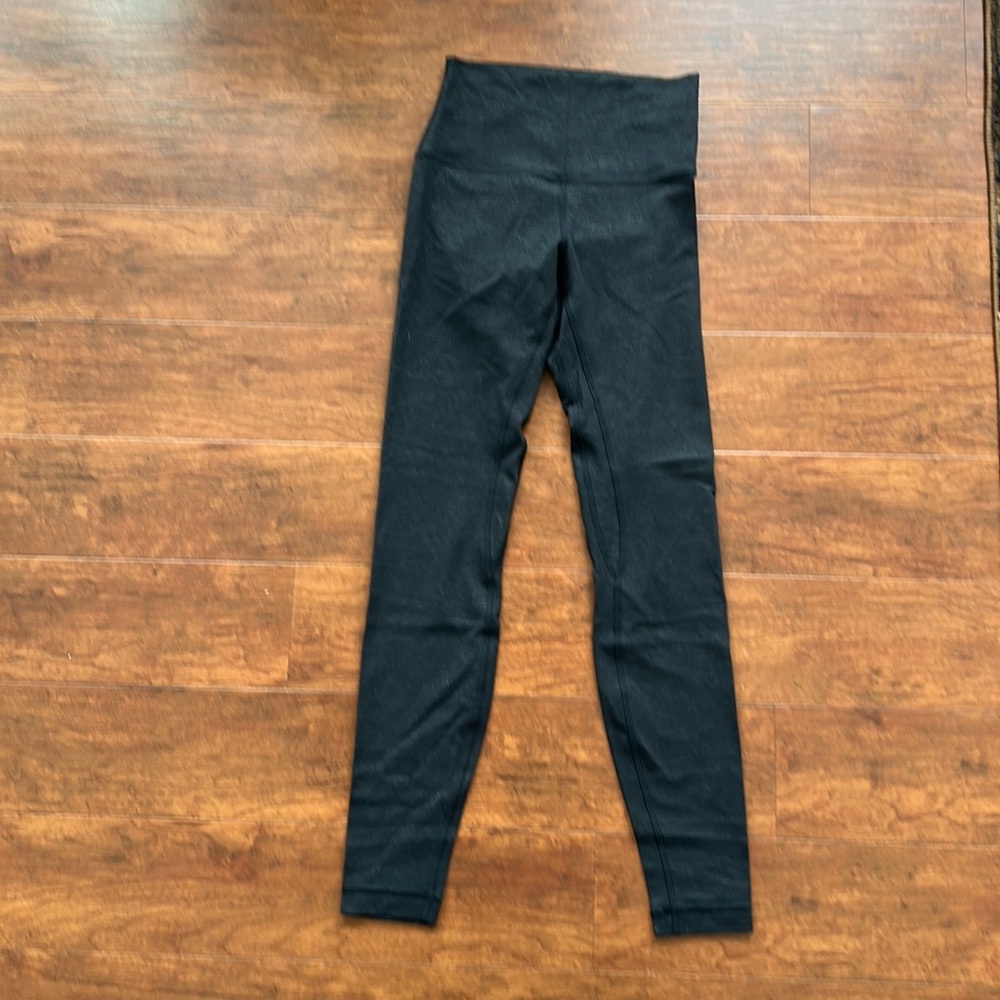 SIZE 6 BLACK LULU ALIGN LEGGINGS